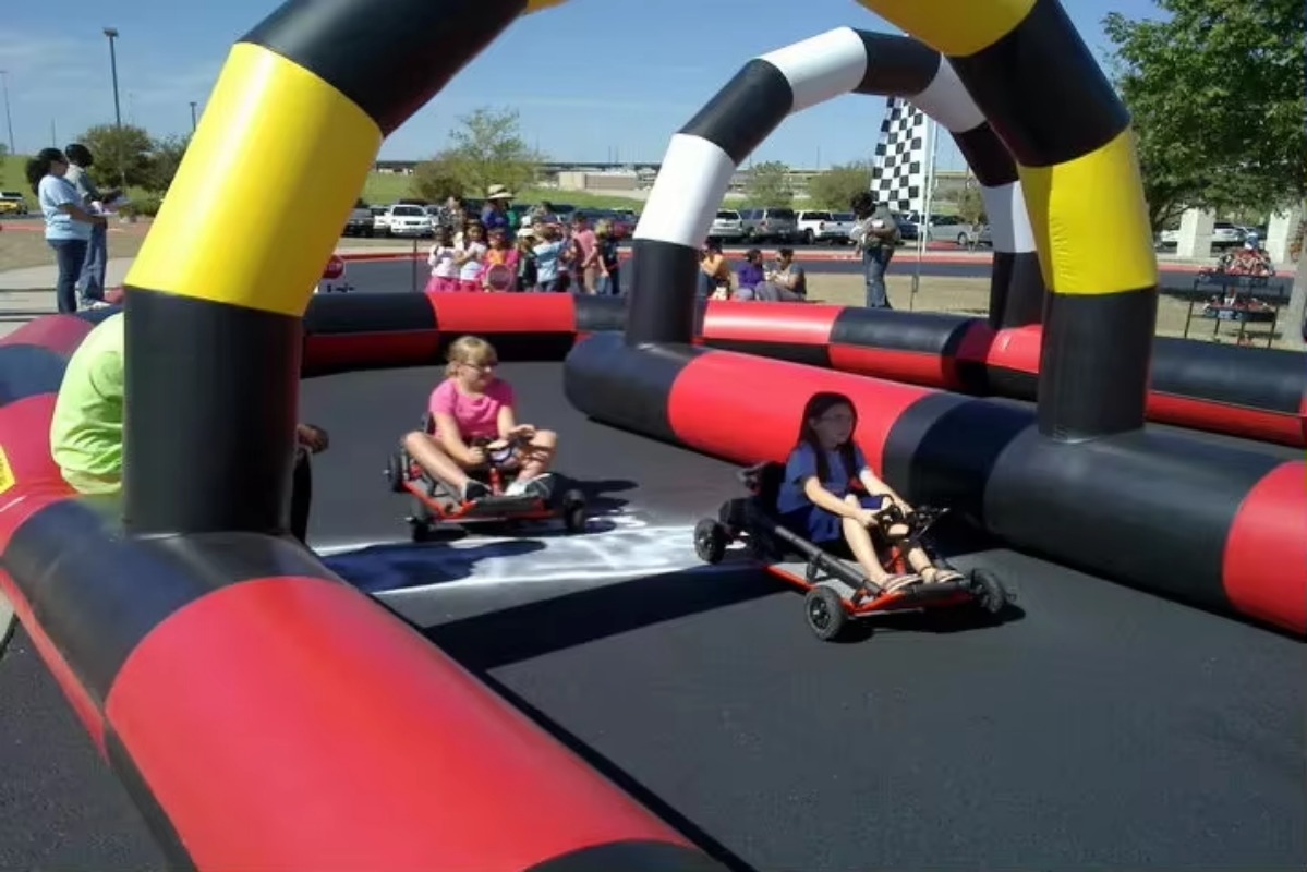 Durable Inflatable Go Kart Rac - огляд і ціна Party Games Lab